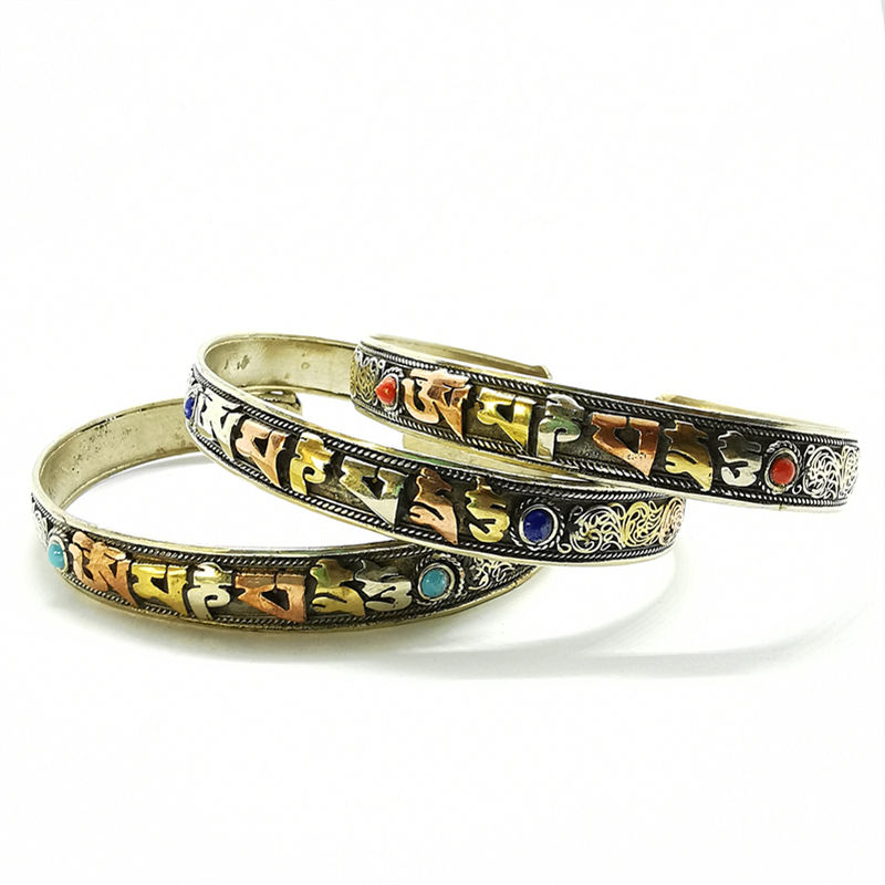 Amuleto tibetano de Mantras, P - Ethnic Fashion Com avaliação e preço